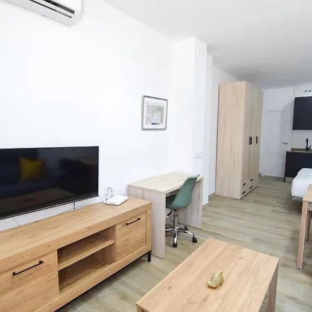 Letplanet Riquelme Apartment Malaga Exterior photo
